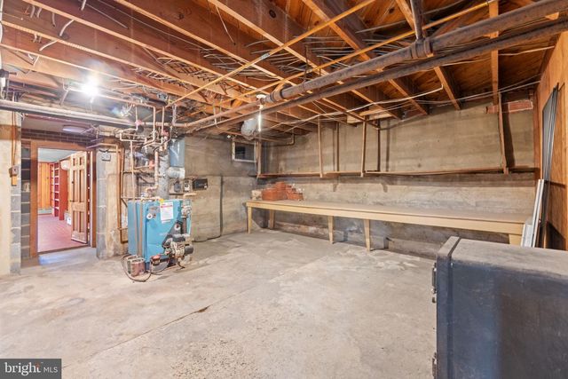 9905 CROOM RD, Upper Marlboro, MD 20772