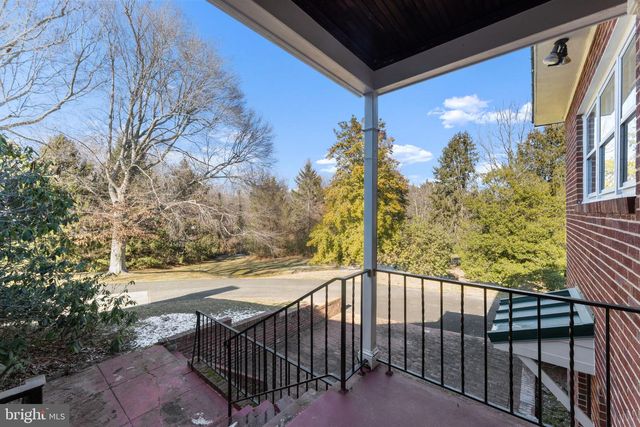 9905 CROOM RD, Upper Marlboro, MD 20772