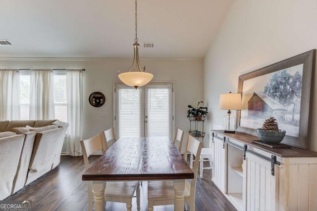 5434 Long Branch Way, Flowery Branch, GA 30542