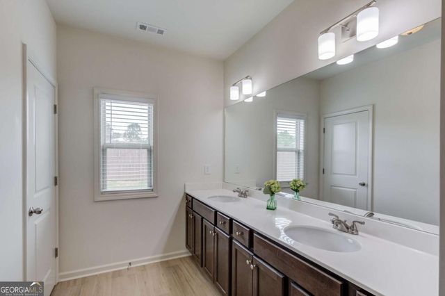 5434 Long Branch Way, Flowery Branch, GA 30542