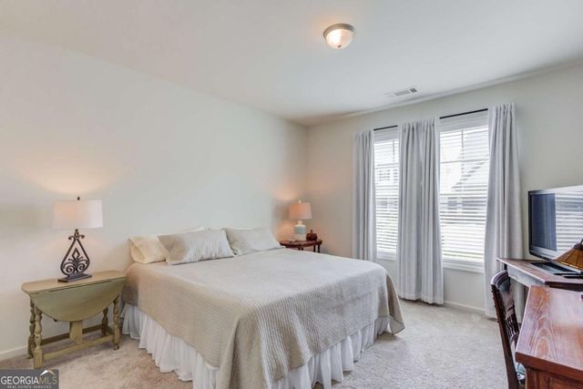 5434 Long Branch Way, Flowery Branch, GA 30542