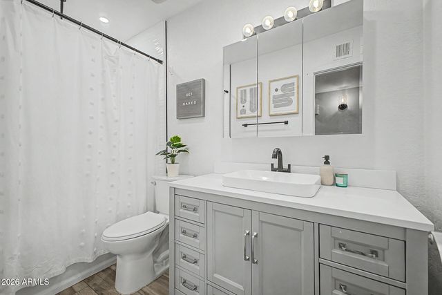 106 E INDIGO Street, Mesa, AZ 85201