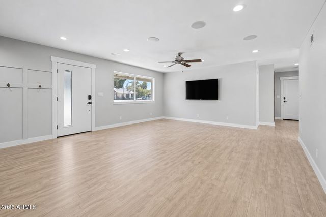 106 E INDIGO Street, Mesa, AZ 85201