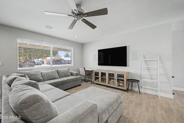 106 E INDIGO Street, Mesa, AZ 85201