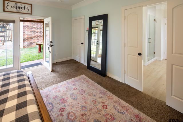 101 Thames Dr, Bullard, TX 75757