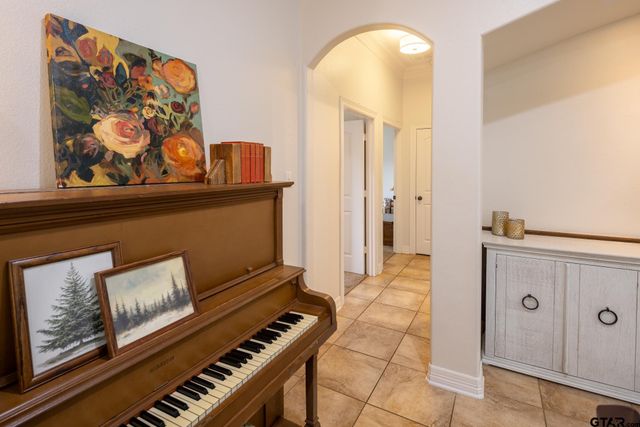 101 Thames Dr, Bullard, TX 75757