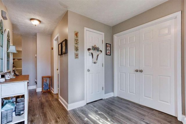 3520 Lochmill Drive, Loganville, GA 30052