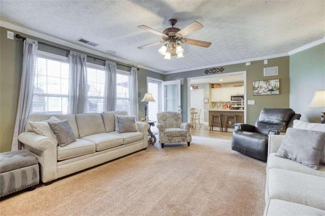 3520 Lochmill Drive, Loganville, GA 30052