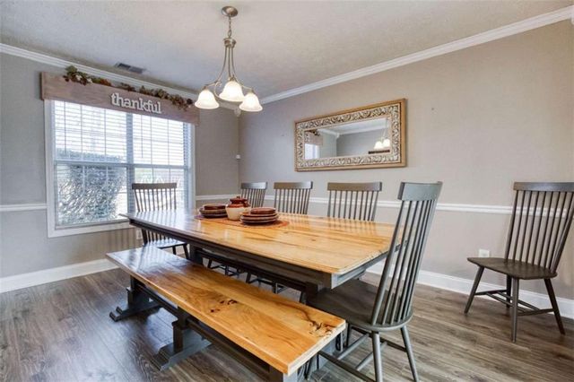 3520 Lochmill Drive, Loganville, GA 30052