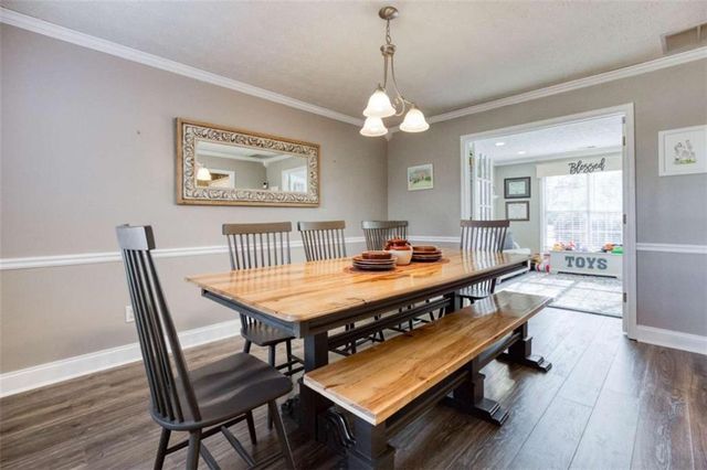 3520 Lochmill Drive, Loganville, GA 30052