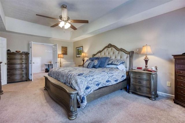 3520 Lochmill Drive, Loganville, GA 30052