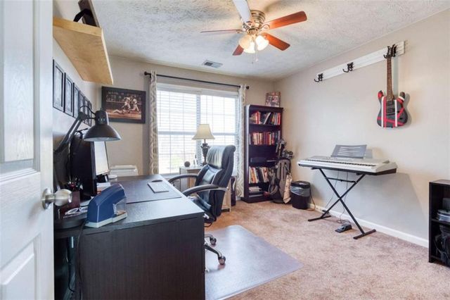 3520 Lochmill Drive, Loganville, GA 30052