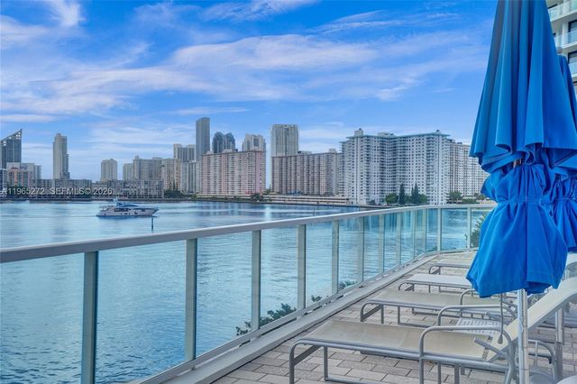 3000 Island Boulevard 1106, Aventura, FL 33160