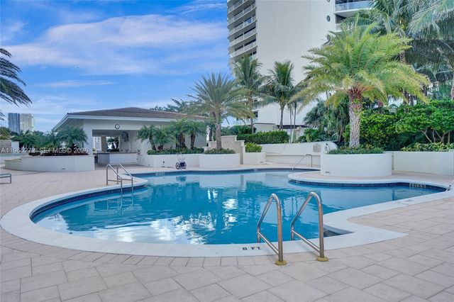 3000 Island Boulevard 1106, Aventura, FL 33160
