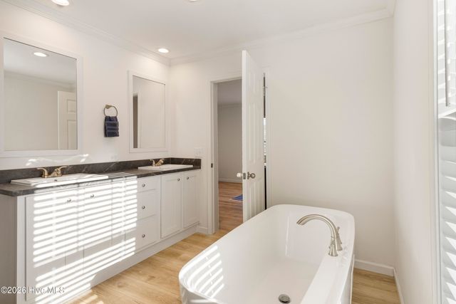 288 Folkstone Road, Holly Ridge, NC 28445