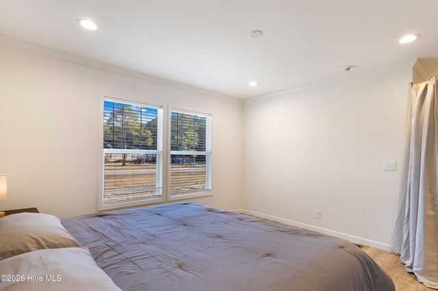 288 Folkstone Road, Holly Ridge, NC 28445