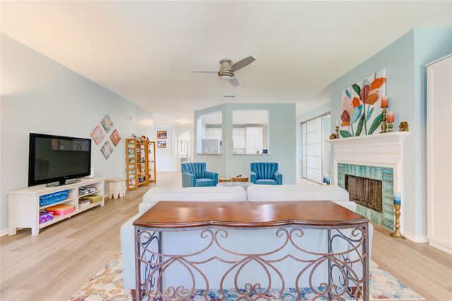 2007 Anchor Bay Court, Pearland, TX 77584