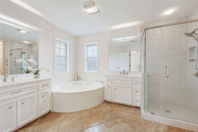 713 Willow Loop, College Station, TX 77845