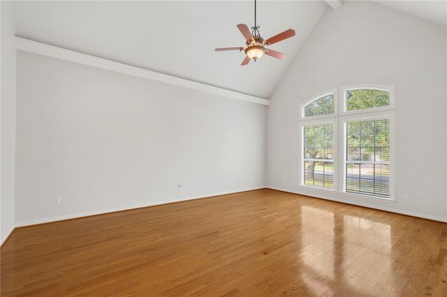 713 Willow Loop, College Station, TX 77845