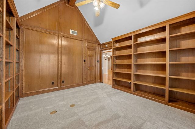 713 Willow Loop, College Station, TX 77845