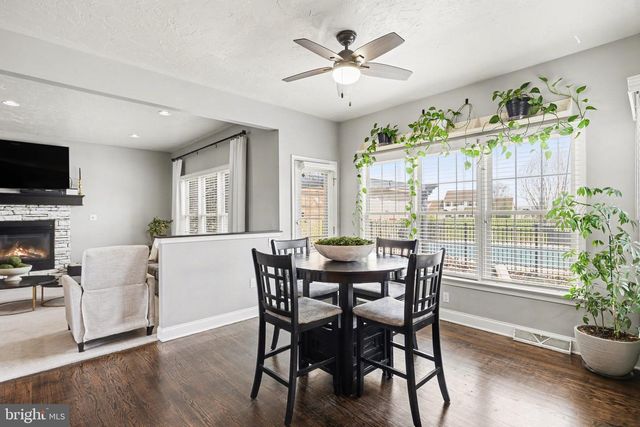 2613 HUNTFIELD DR, York, PA 17404