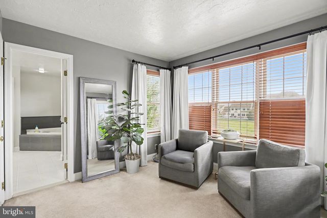 2613 HUNTFIELD DR, York, PA 17404