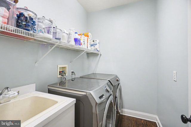 2613 HUNTFIELD DR, York, PA 17404