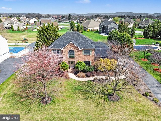 2613 HUNTFIELD DR, York, PA 17404