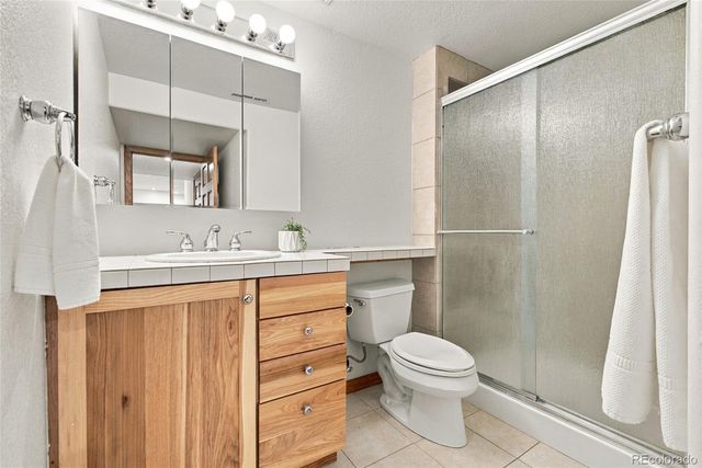 11982 W 70th Place, Arvada, CO 80004