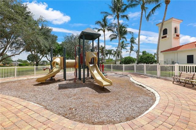 28564 Alessandria CIR, Bonita Springs, FL 34135