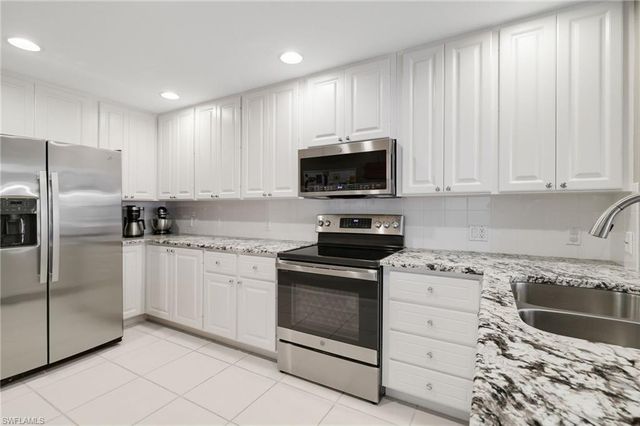 28564 Alessandria CIR, Bonita Springs, FL 34135