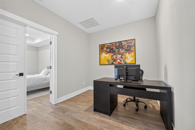 3615 Cambridge Gate Lane, Houston, TX 77055