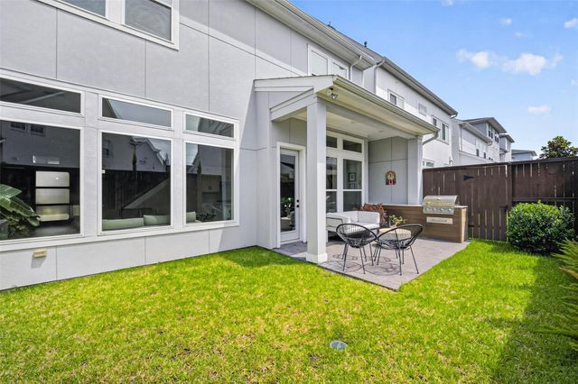3615 Cambridge Gate Lane, Houston, TX 77055