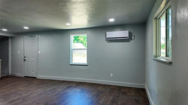 5717 S Francis Street, Oklahoma City, OK 73109