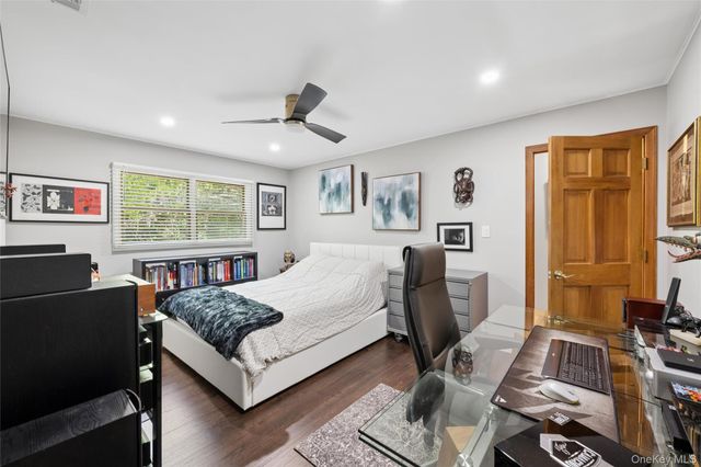10 Rita Drive, Mount Sinai, NY 11766