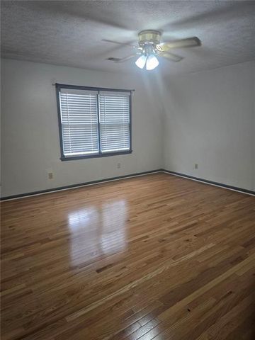 2230 Kings Gate Circle SW D, Snellville, GA 30078