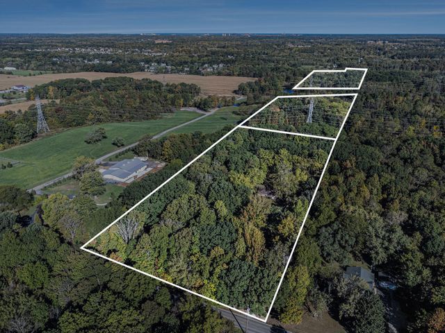 127 W 700 N, Valparaiso, IN 46385