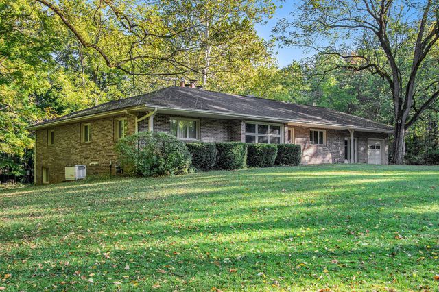 127 W 700 N, Valparaiso, IN 46385