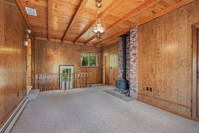 127 W 700 N, Valparaiso, IN 46385