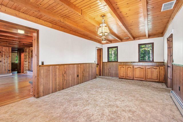 127 W 700 N, Valparaiso, IN 46385