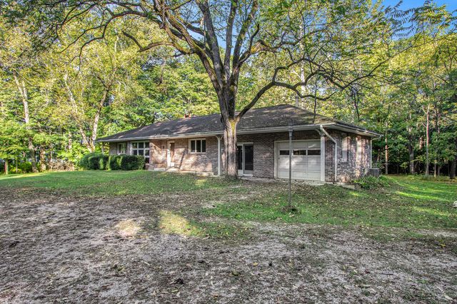 127 W 700 N, Valparaiso, IN 46385