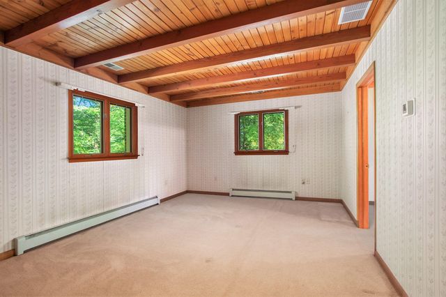 127 W 700 N, Valparaiso, IN 46385