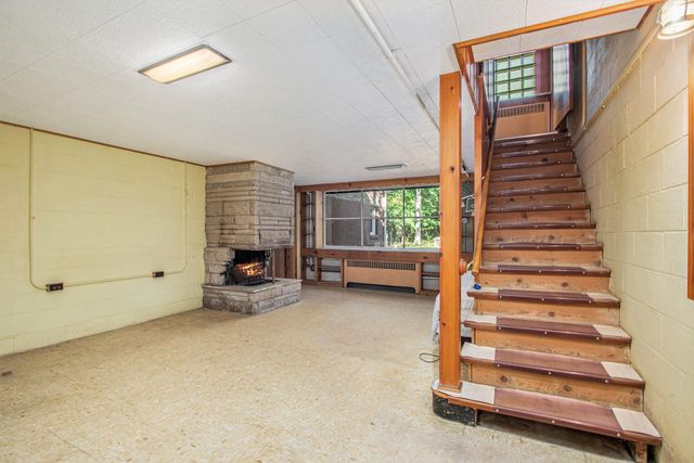 127 W 700 N, Valparaiso, IN 46385