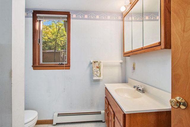 127 W 700 N, Valparaiso, IN 46385