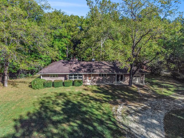 127 W 700 N, Valparaiso, IN 46385