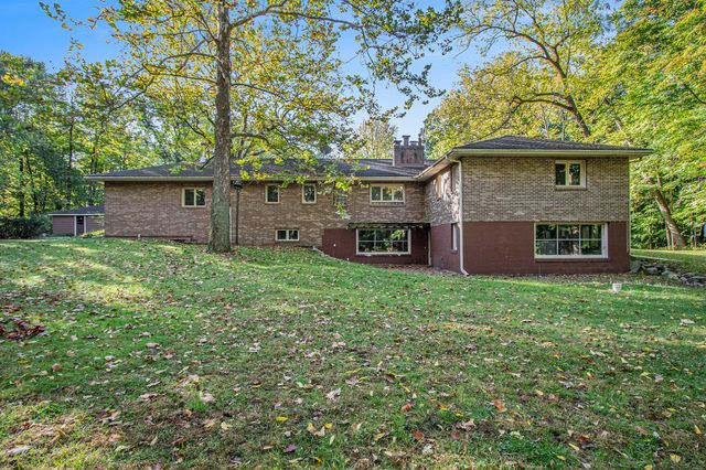 127 W 700 N, Valparaiso, IN 46385