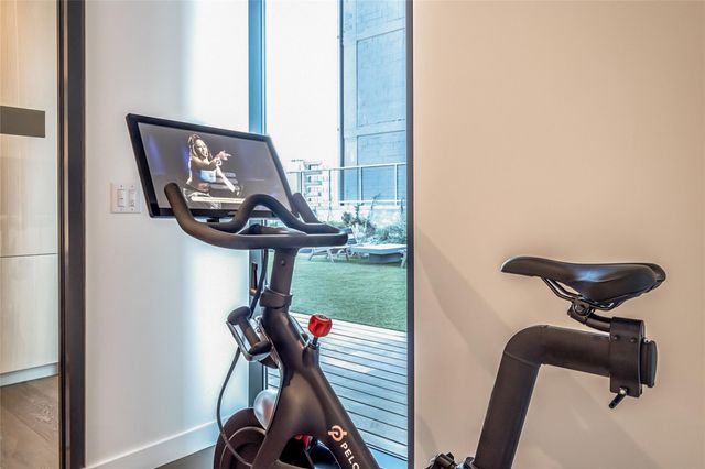 48 East Ave 3005, Austin, TX 78701