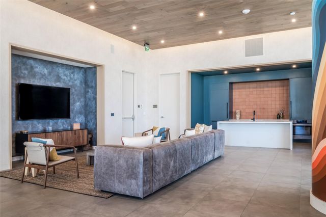 48 East Ave 3005, Austin, TX 78701