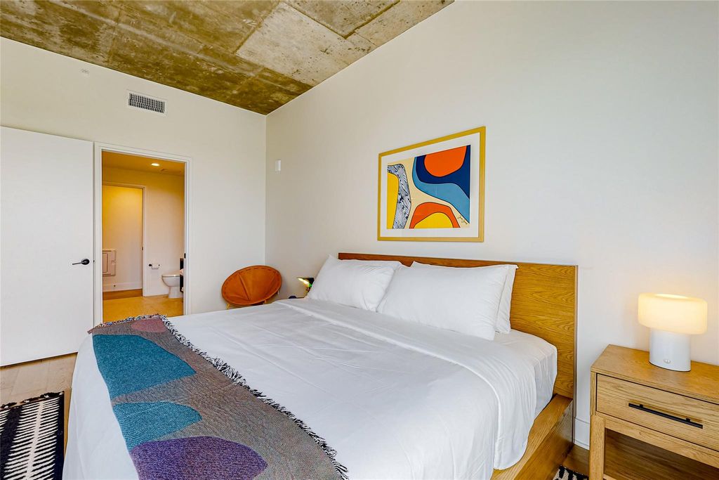 48 East Ave 3005, Austin, TX 78701