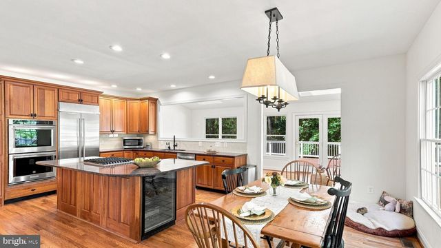 48 WOODSIDE LN, New Hope, PA 18938